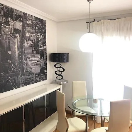Apartamento Montemayor *