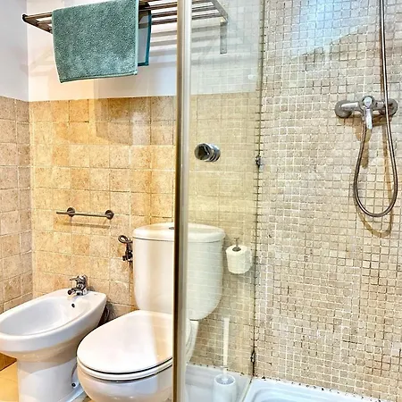 Apartamento Montemayor Apartment *